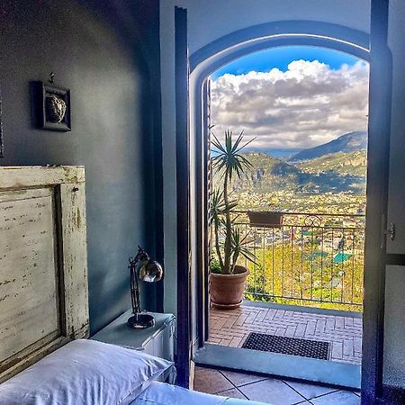 Villa Monica B&B Sorrento Exteriör bild