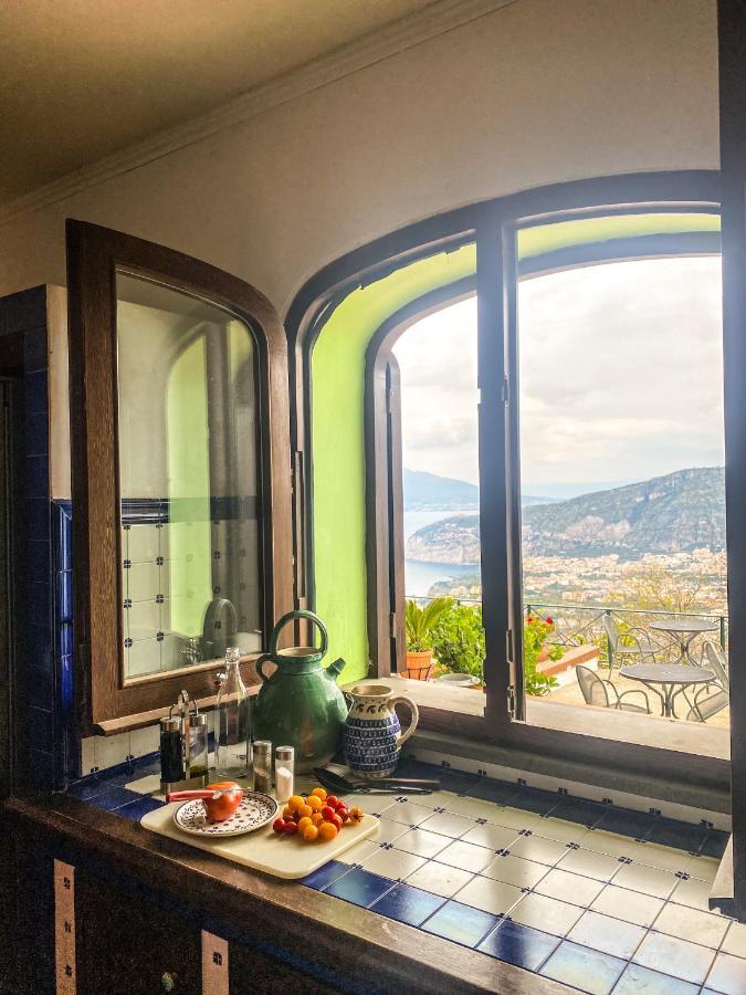 Villa Monica B&B Sorrento Exteriör bild
