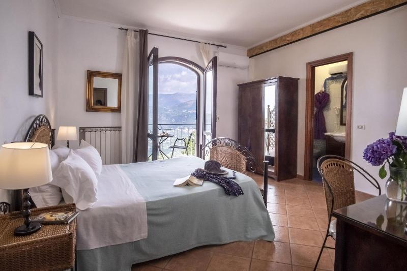 Villa Monica B&B Sorrento Exteriör bild
